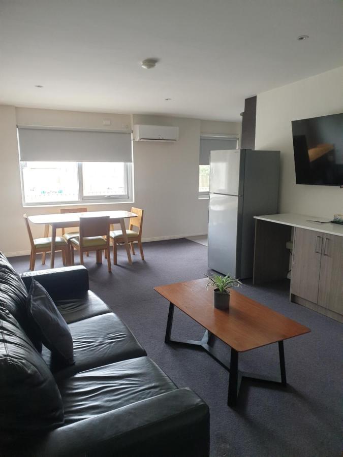 Carlton Suites Goulburn Buitenkant foto
