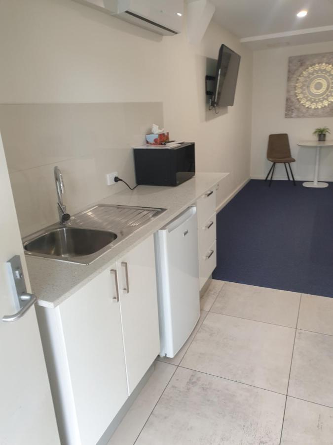 Carlton Suites Goulburn Buitenkant foto